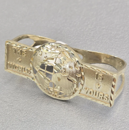 18k the world is yours Ring